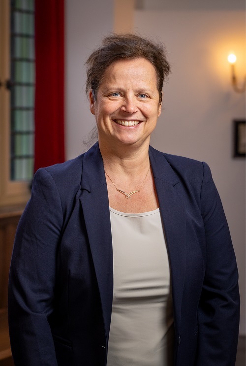 Foto van gemeentesecretaris Saskia van Eck van Oudewater. 